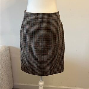 J.Crew, wool Classic Houndstooth Skirt, size 10.